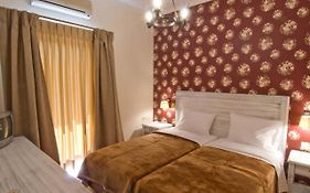 Fotis Rooms